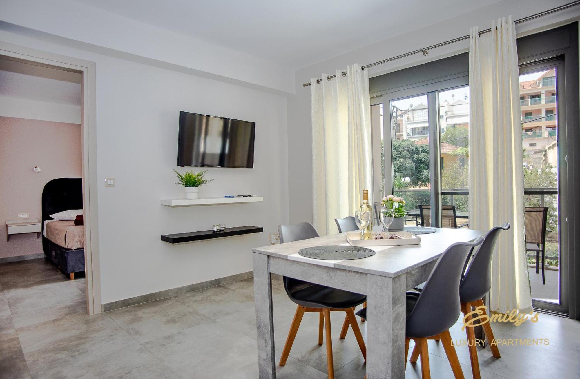 Emily'S Luxury Apartments Argostóli Extérieur photo