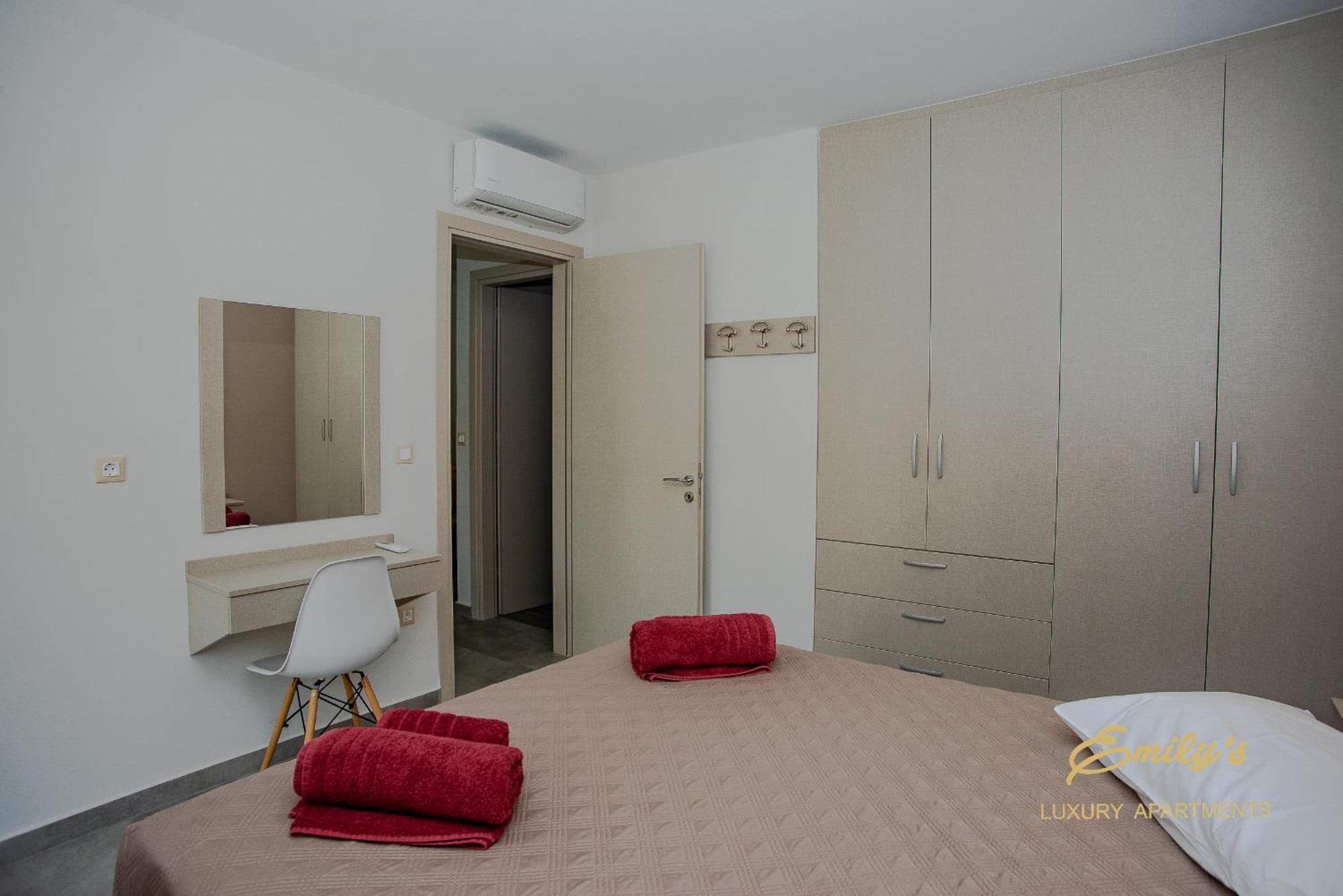 Emily'S Luxury Apartments Argostóli Extérieur photo